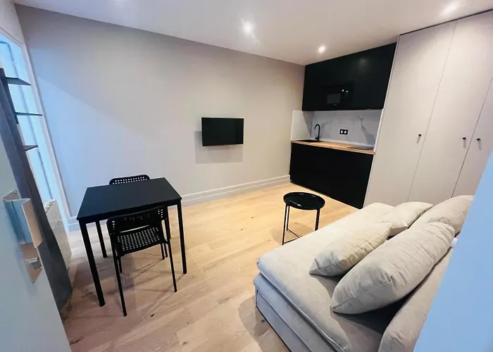 Daire Heliopolis - Location Paris